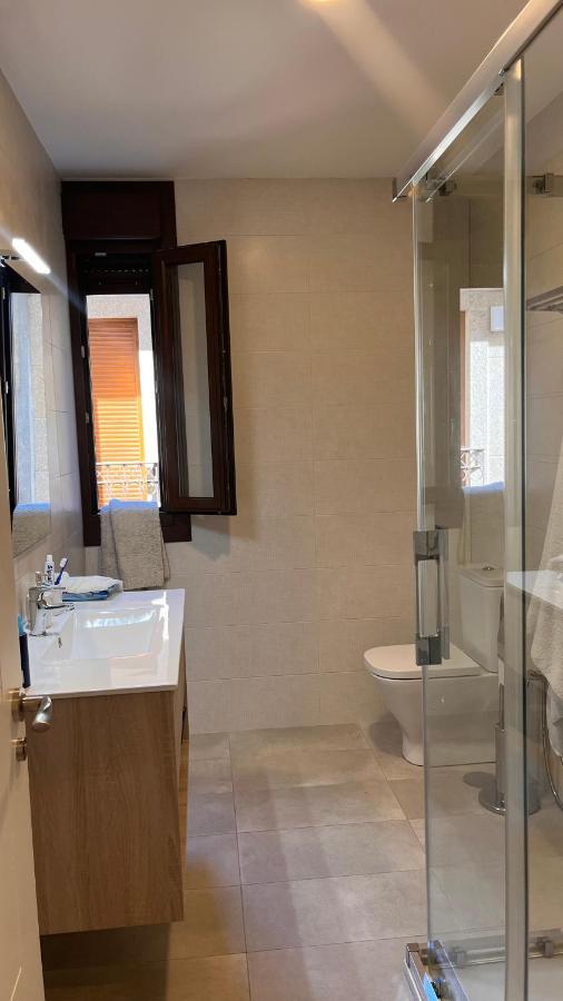 A De Juan - Tres Marias Apartments ريدونديلا المظهر الخارجي الصورة
